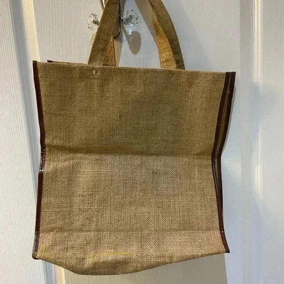 Jute tote with a coated canvas interior - Picture 3 of 3